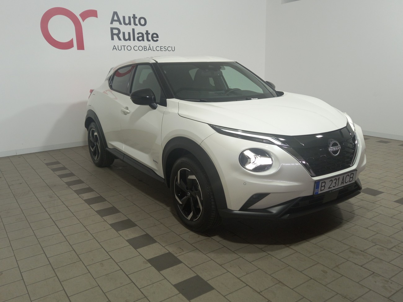 Nissan Juke 1.6 Hybrid 143 CP N-Connecta, transmisie automată 7 trepte