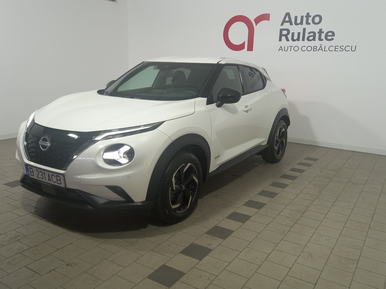 Nissan Juke 1.6 Hybrid 143 CP N-Connecta, transmisie automată 7 trepte