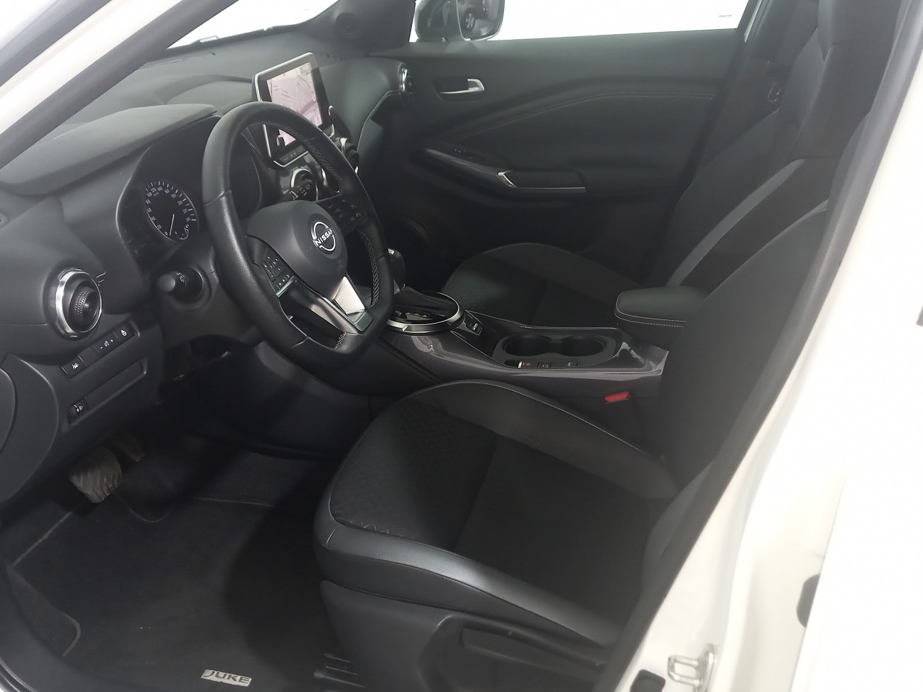 Nissan Juke 1.6 Hybrid 143 CP N-Connecta, transmisie automată 7 trepte