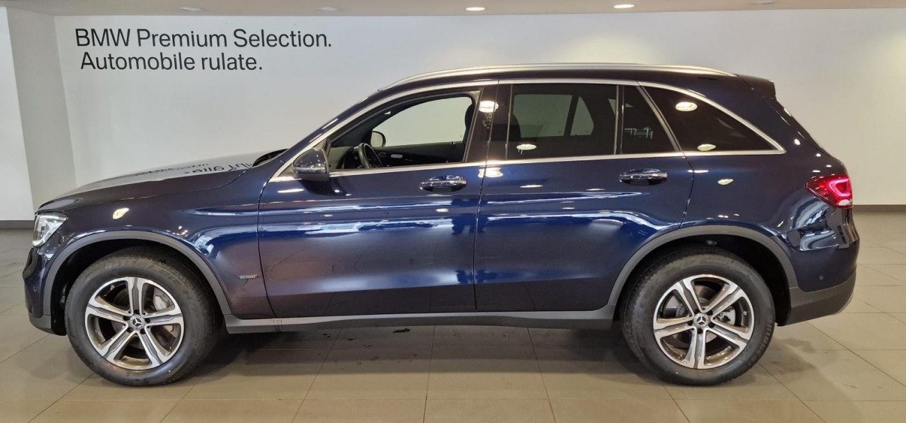 Mercedes-Benz GLC 300 e 4Matic 9G-TRONIC (SUV hibrid plug-in) 293 CP