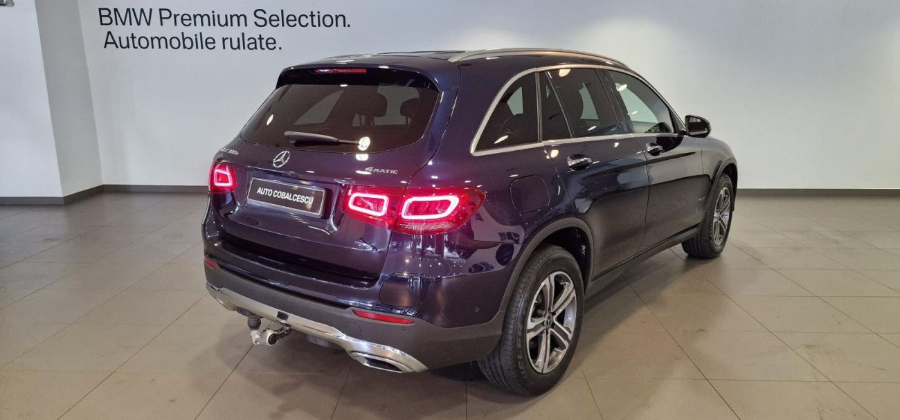 Mercedes-Benz GLC 300 e 4Matic 9G-TRONIC (SUV hibrid plug-in) 293 CP