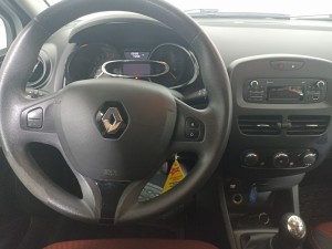 Renault Clio 1.2i 75 CP