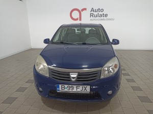 Dacia Sandero 1.6 MPI Laureate